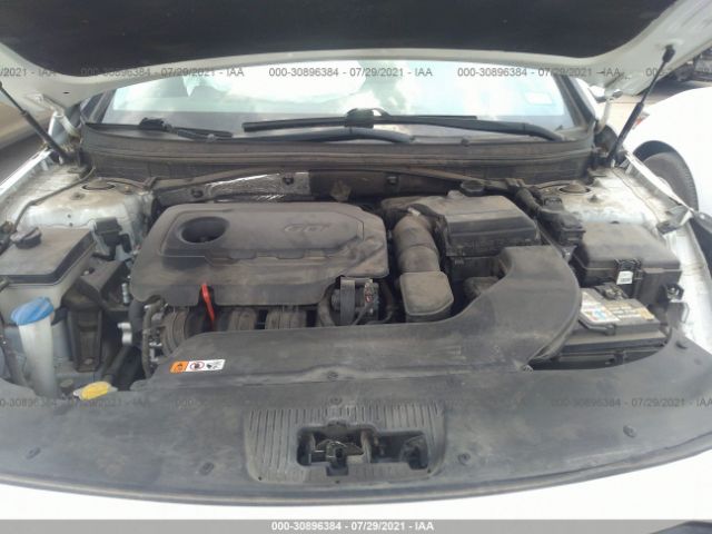 Photo 9 VIN: 5NPE34AFXGH290879 - HYUNDAI SONATA 