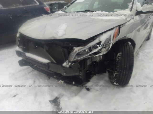 Photo 5 VIN: 5NPE34AFXGH299145 - HYUNDAI SONATA 