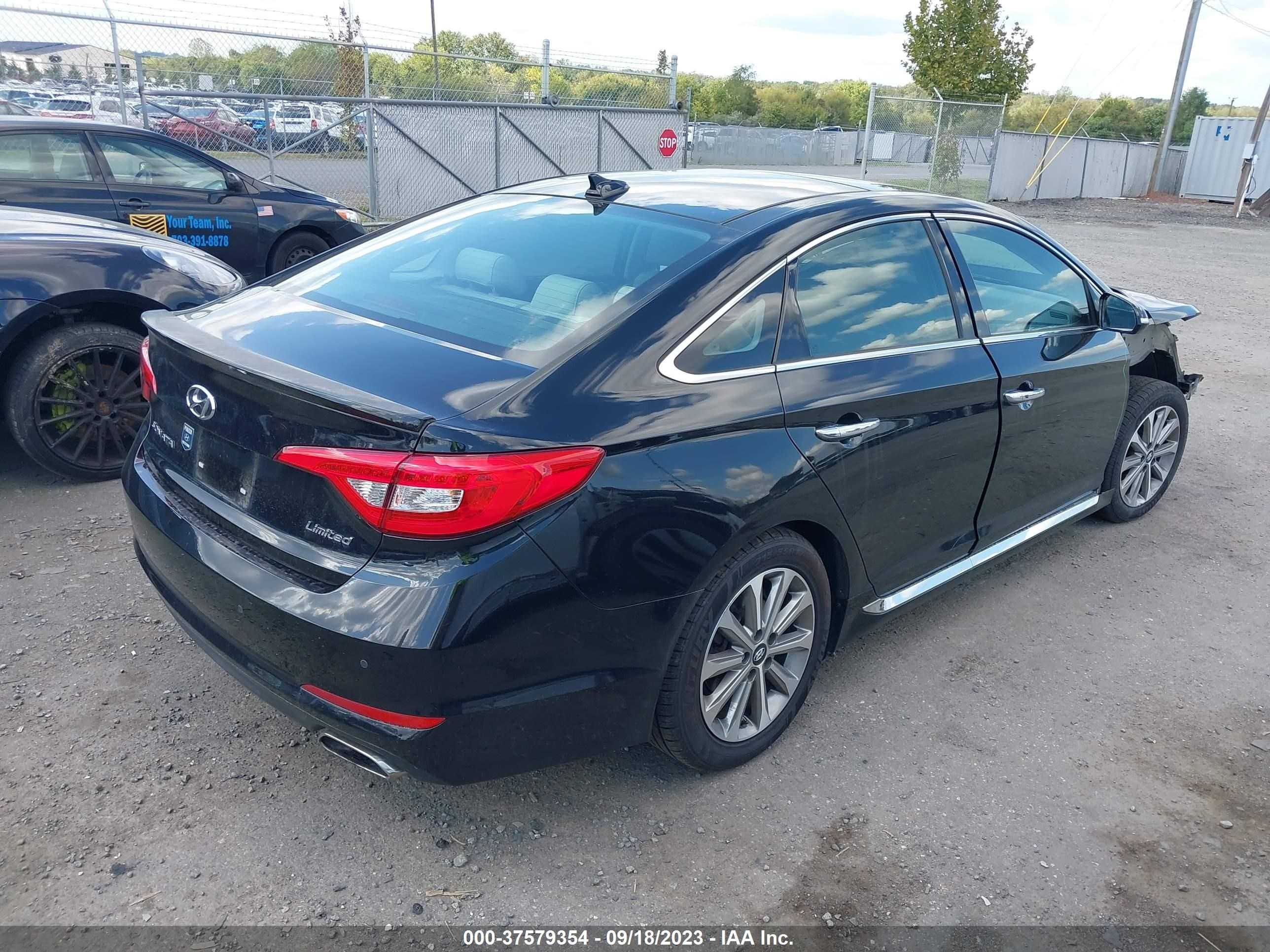 Photo 3 VIN: 5NPE34AFXGH331317 - HYUNDAI SONATA 