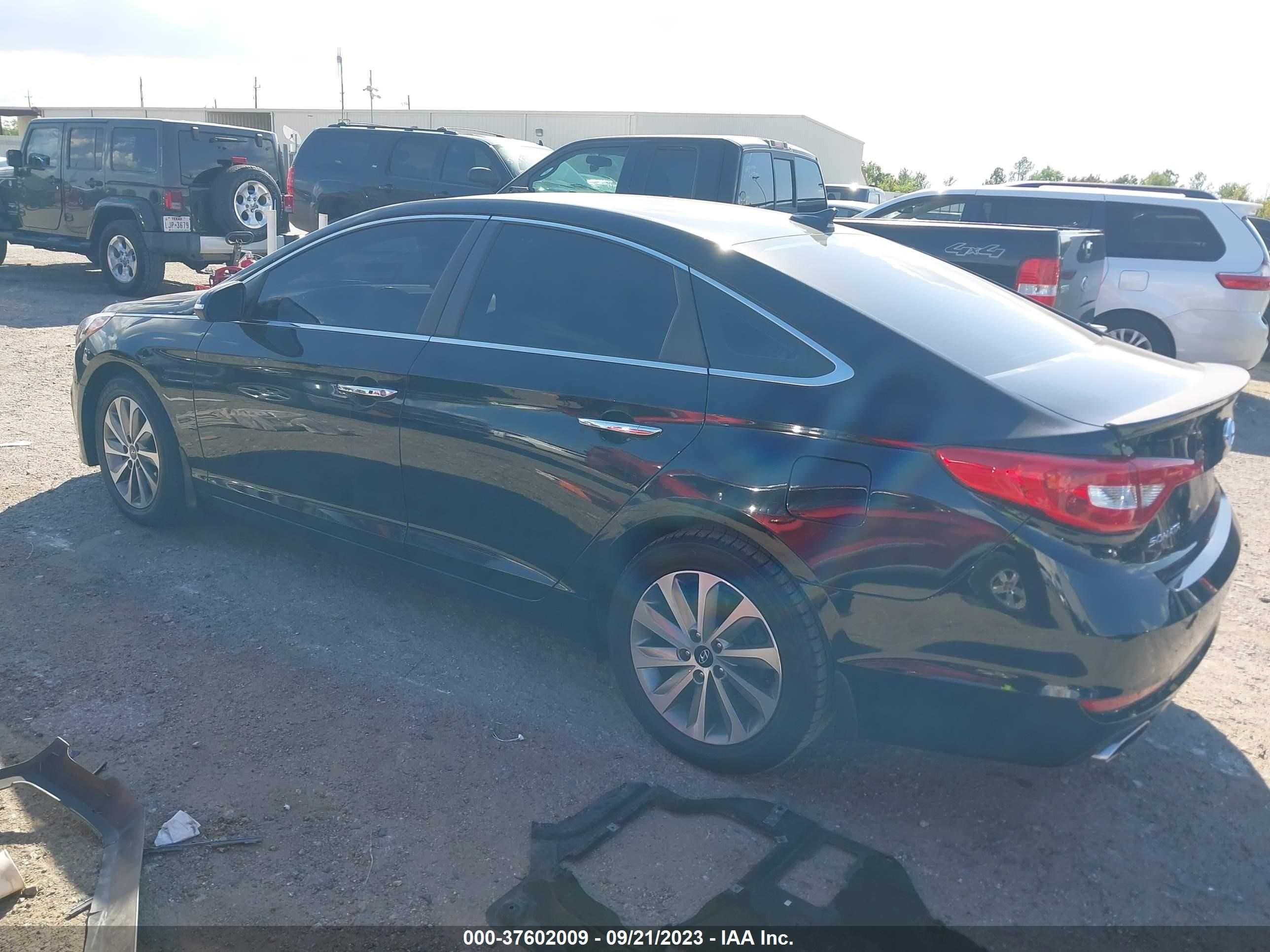 Photo 13 VIN: 5NPE34AFXGH333469 - HYUNDAI SONATA 