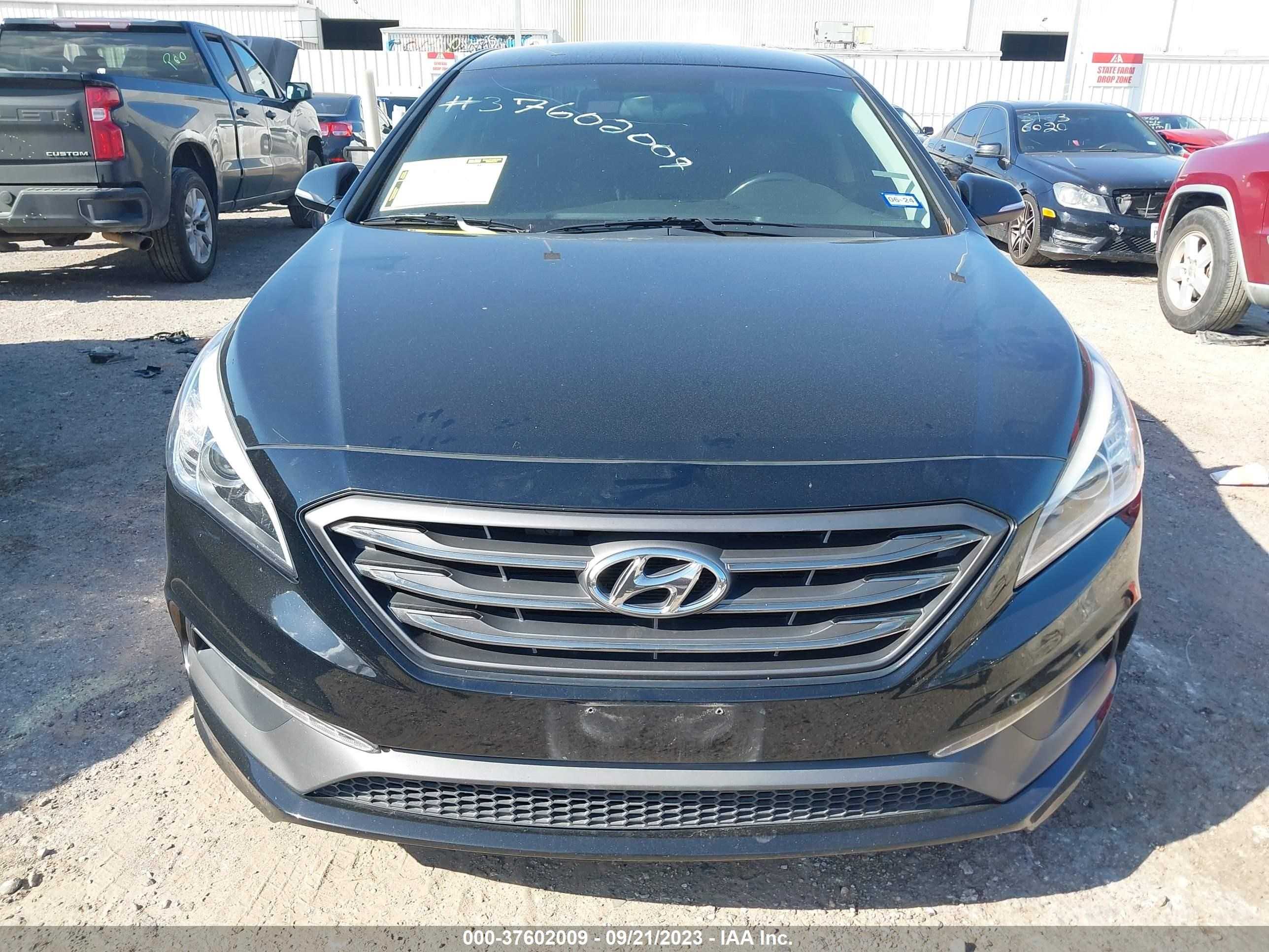 Photo 5 VIN: 5NPE34AFXGH333469 - HYUNDAI SONATA 