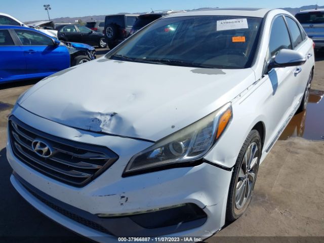 Photo 5 VIN: 5NPE34AFXGH378816 - HYUNDAI SONATA 