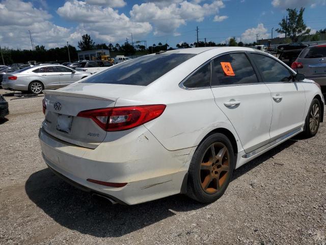 Photo 2 VIN: 5NPE34AFXGH394224 - HYUNDAI SONATA SPO 