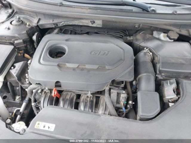 Photo 9 VIN: 5NPE34AFXGH404895 - HYUNDAI SONATA 