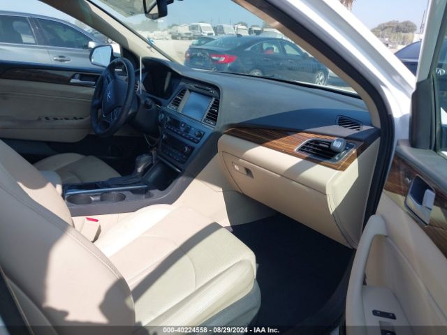 Photo 4 VIN: 5NPE34AFXGH412785 - HYUNDAI SONATA 