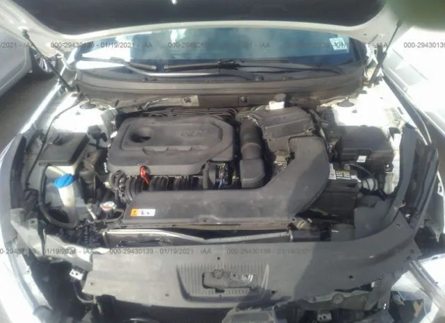 Photo 9 VIN: 5NPE34AFXGH423852 - HYUNDAI SONATA 