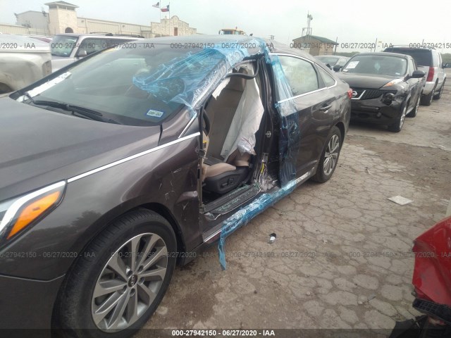 Photo 5 VIN: 5NPE34AFXGH429053 - HYUNDAI SONATA 