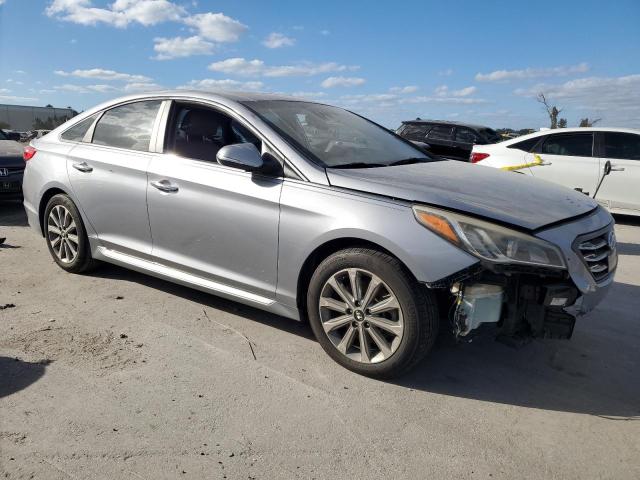 Photo 3 VIN: 5NPE34AFXHH498245 - HYUNDAI SONATA SPO 