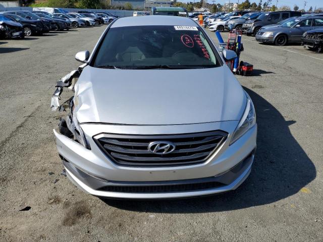 Photo 4 VIN: 5NPE34AFXHH500611 - HYUNDAI SONATA 