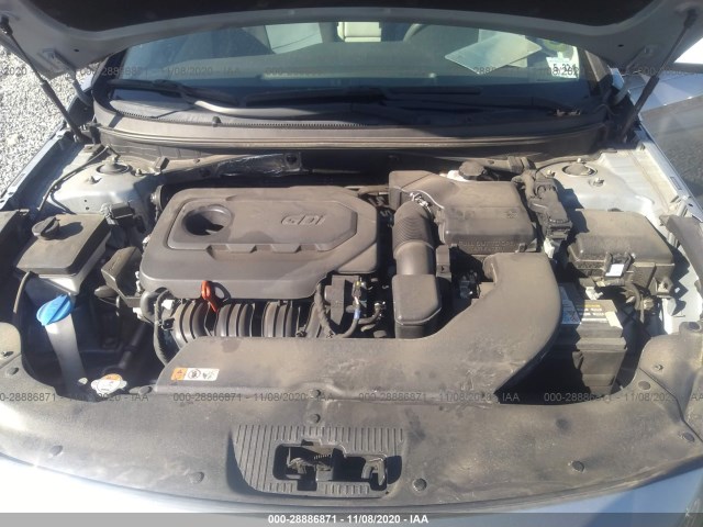 Photo 9 VIN: 5NPE34AFXHH545838 - HYUNDAI SONATA 