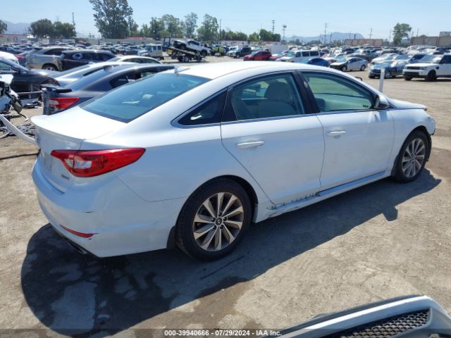 Photo 3 VIN: 5NPE34AFXHH551123 - HYUNDAI SONATA 