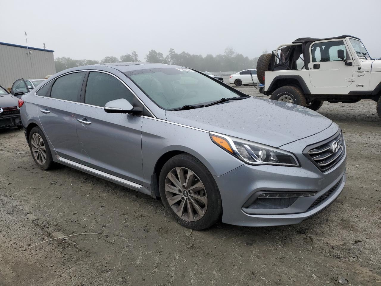 Photo 3 VIN: 5NPE34AFXHH585692 - HYUNDAI SONATA 