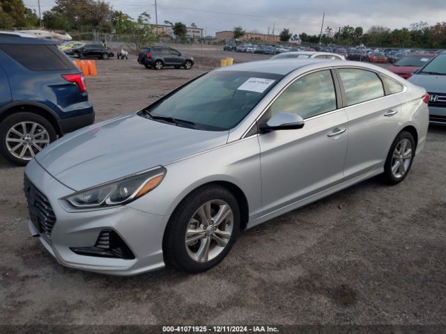 Photo 1 VIN: 5NPE34AFXJH610015 - HYUNDAI SONATA 