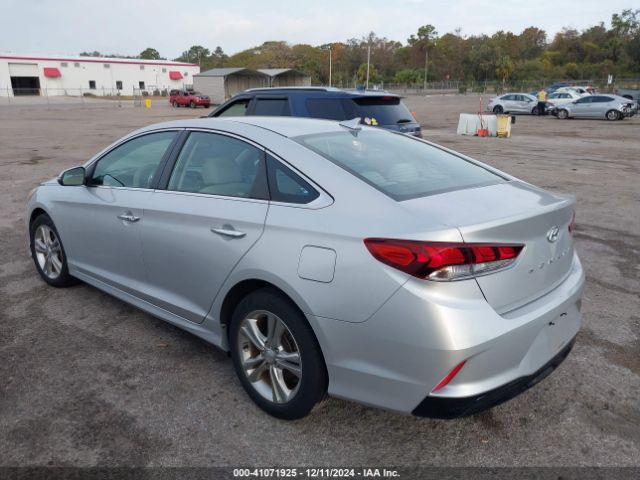 Photo 2 VIN: 5NPE34AFXJH610015 - HYUNDAI SONATA 