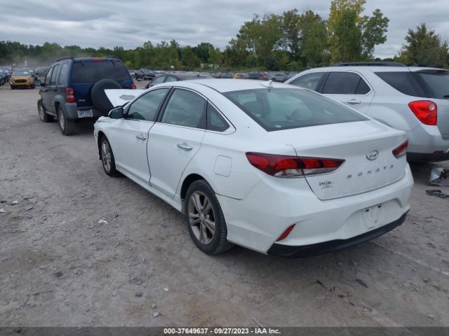 Photo 2 VIN: 5NPE34AFXJH621256 - HYUNDAI SONATA 