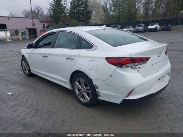 Photo 2 VIN: 5NPE34AFXJH622892 - HYUNDAI SONATA 