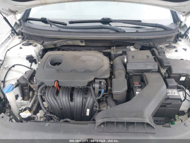 Photo 9 VIN: 5NPE34AFXJH622892 - HYUNDAI SONATA 