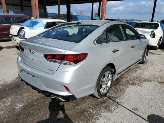 Photo 3 VIN: 5NPE34AFXJH627378 - HYUNDAI SONATA SPO 