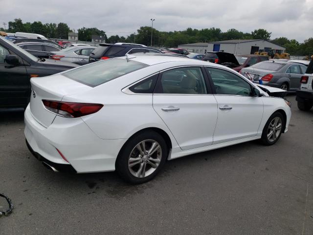 Photo 2 VIN: 5NPE34AFXJH664947 - HYUNDAI SONATA SPO 