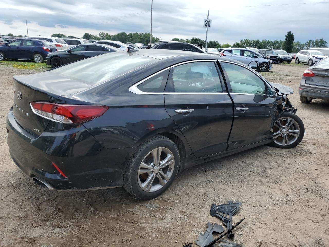 Photo 2 VIN: 5NPE34AFXJH671431 - HYUNDAI SONATA 