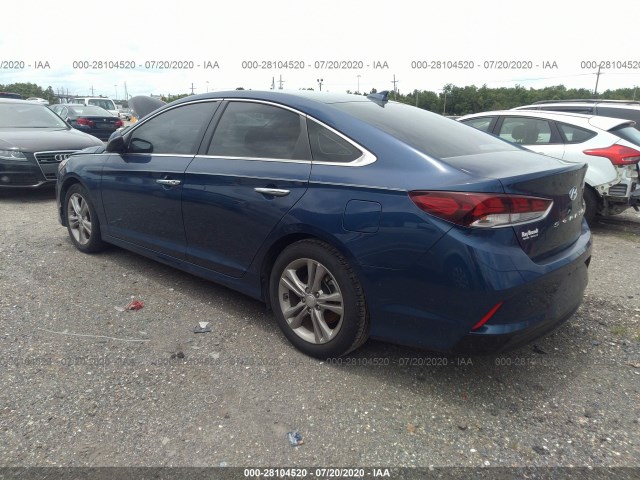 Photo 2 VIN: 5NPE34AFXJH677973 - HYUNDAI SONATA 