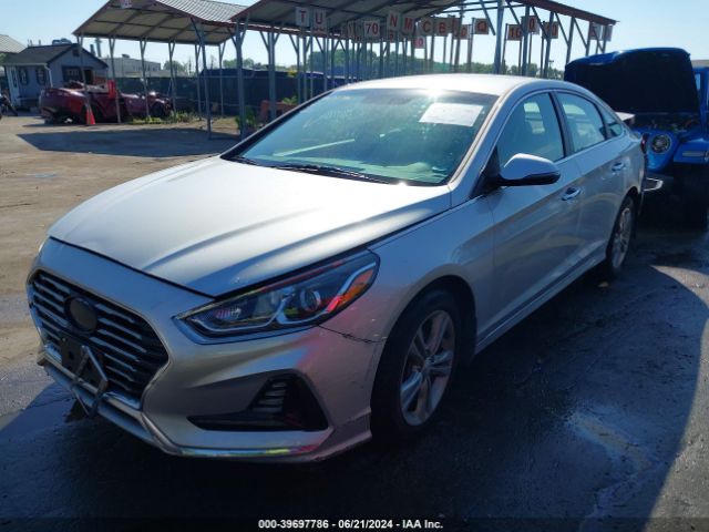 Photo 1 VIN: 5NPE34AFXJH685054 - HYUNDAI SONATA 