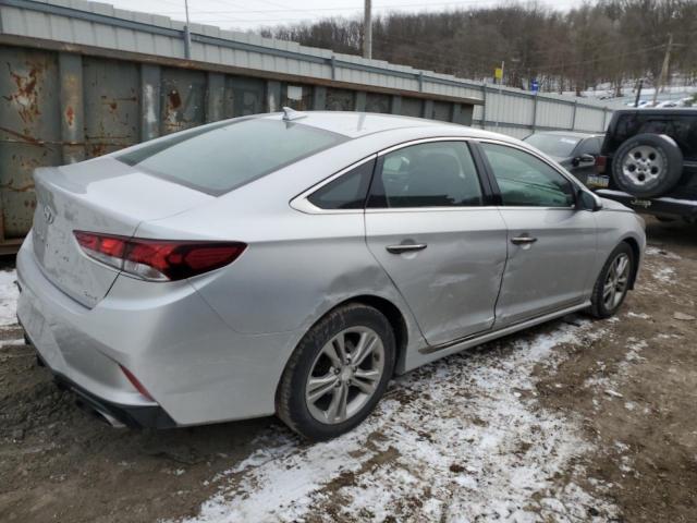 Photo 2 VIN: 5NPE34AFXJH708414 - HYUNDAI SONATA 