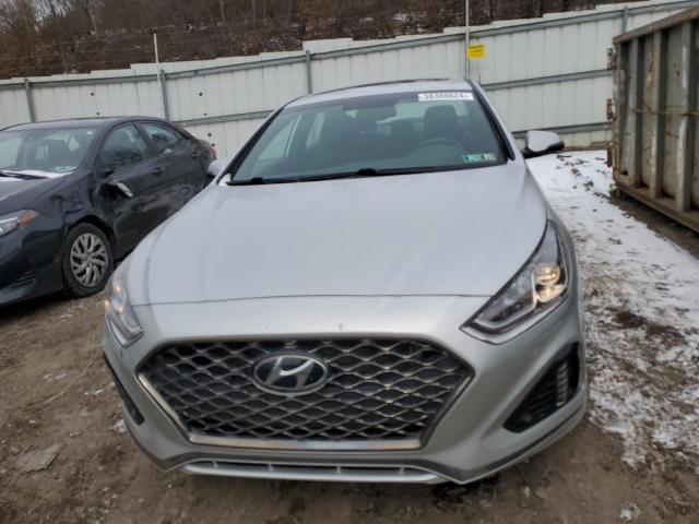 Photo 4 VIN: 5NPE34AFXJH708414 - HYUNDAI SONATA 