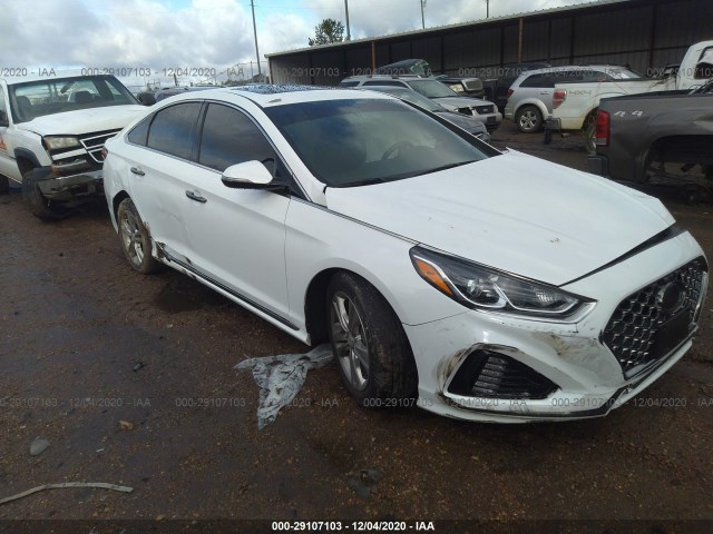 Photo 0 VIN: 5NPE34AFXJH709675 - HYUNDAI SONATA 