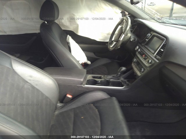 Photo 4 VIN: 5NPE34AFXJH709675 - HYUNDAI SONATA 