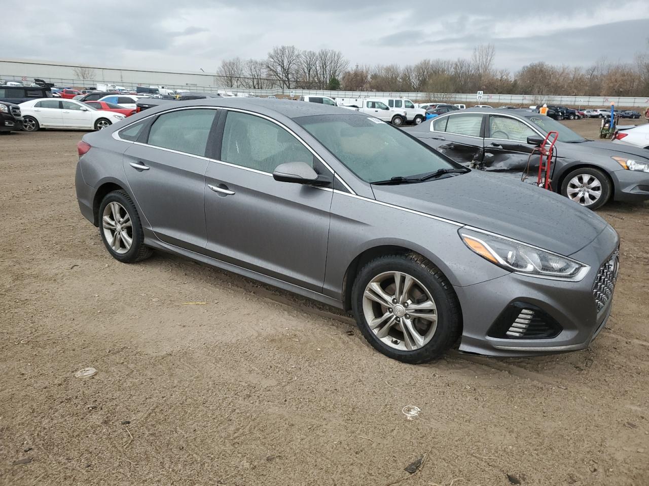 Photo 3 VIN: 5NPE34AFXJH724533 - HYUNDAI SONATA 