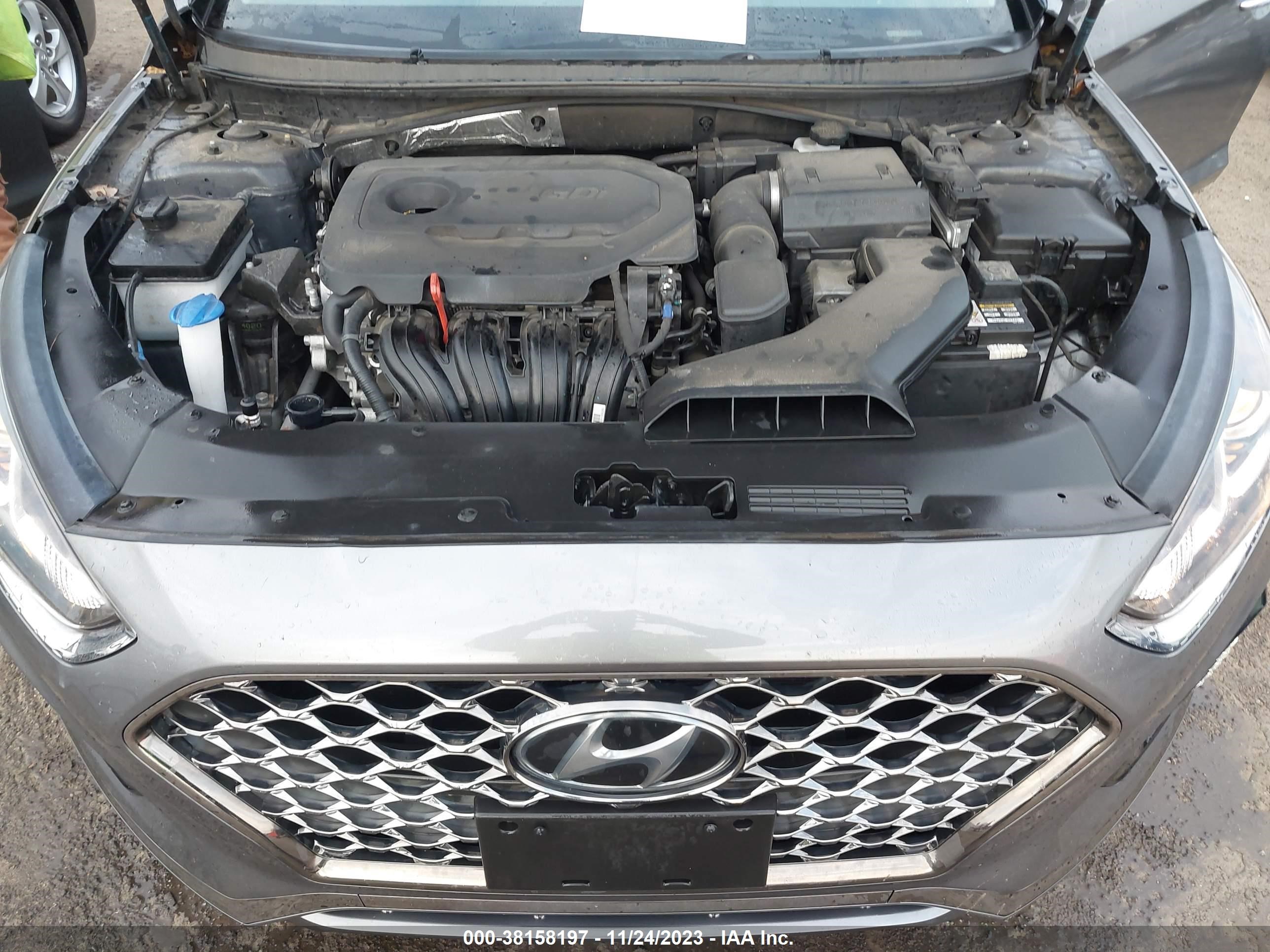 Photo 9 VIN: 5NPE34AFXJH725116 - HYUNDAI SONATA 