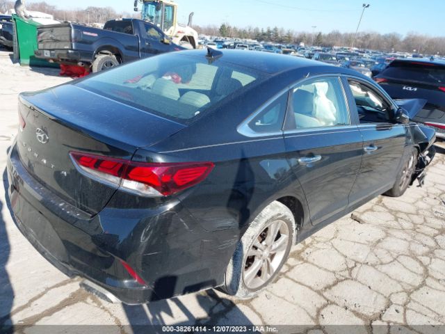 Photo 3 VIN: 5NPE34AFXJH726816 - HYUNDAI SONATA 