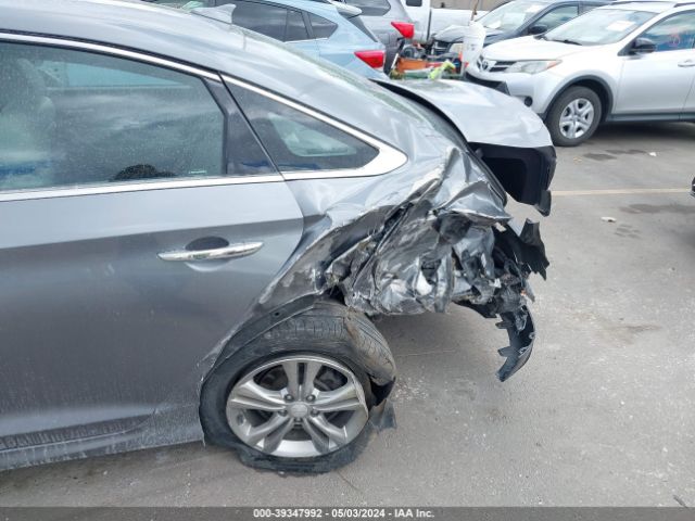 Photo 5 VIN: 5NPE34AFXKH775497 - HYUNDAI SONATA 