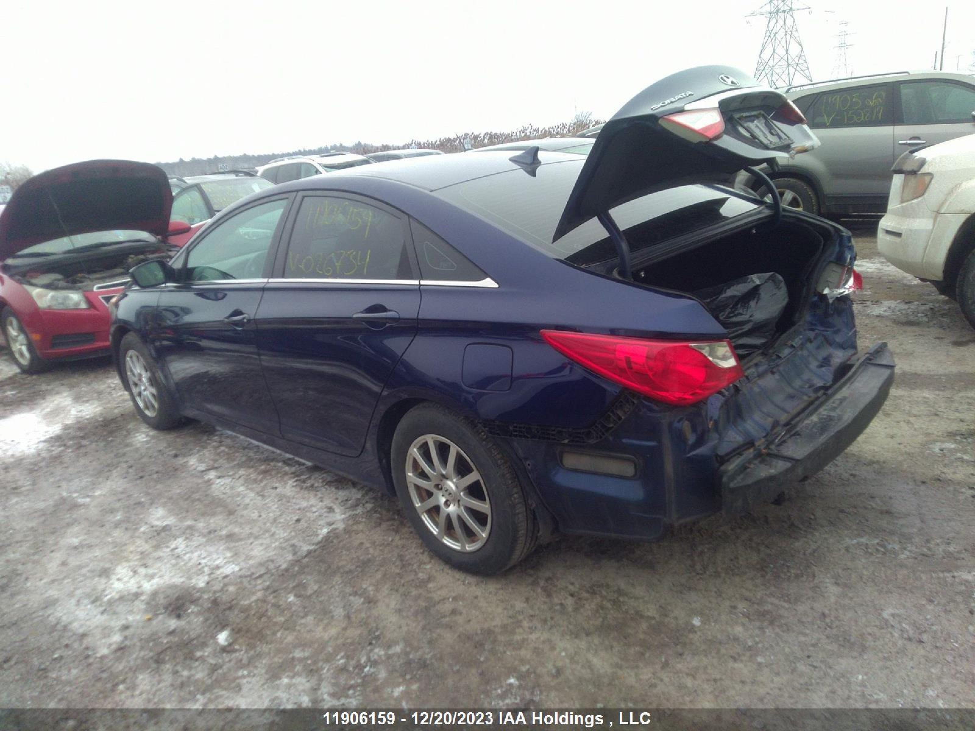 Photo 2 VIN: 5NPEB4AC0BH026734 - HYUNDAI SONATA 