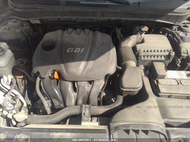 Photo 9 VIN: 5NPEB4AC0BH041802 - HYUNDAI SONATA 