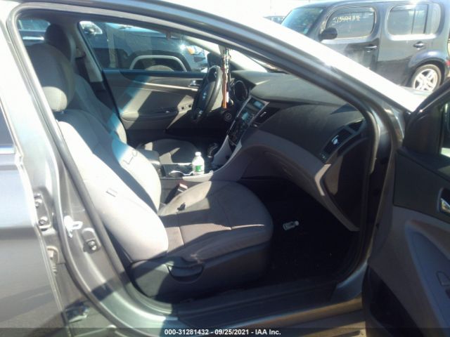 Photo 4 VIN: 5NPEB4AC0BH054291 - HYUNDAI SONATA 