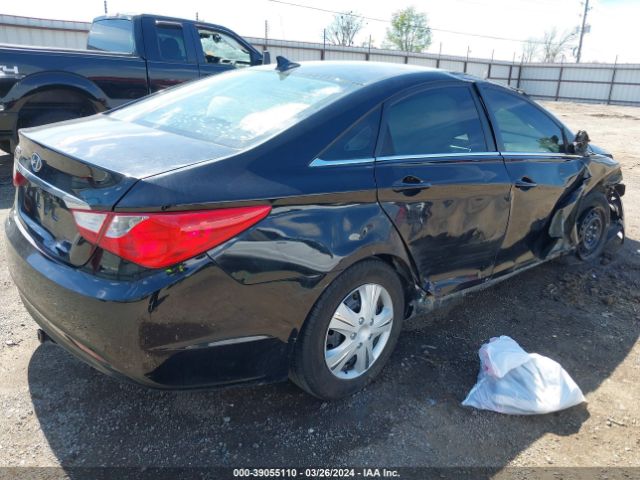 Photo 3 VIN: 5NPEB4AC0BH065873 - HYUNDAI SONATA 