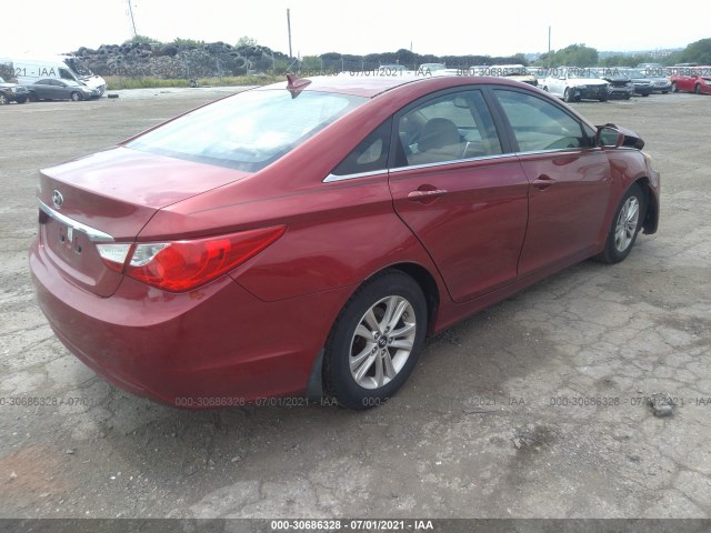 Photo 3 VIN: 5NPEB4AC0BH102789 - HYUNDAI SONATA 