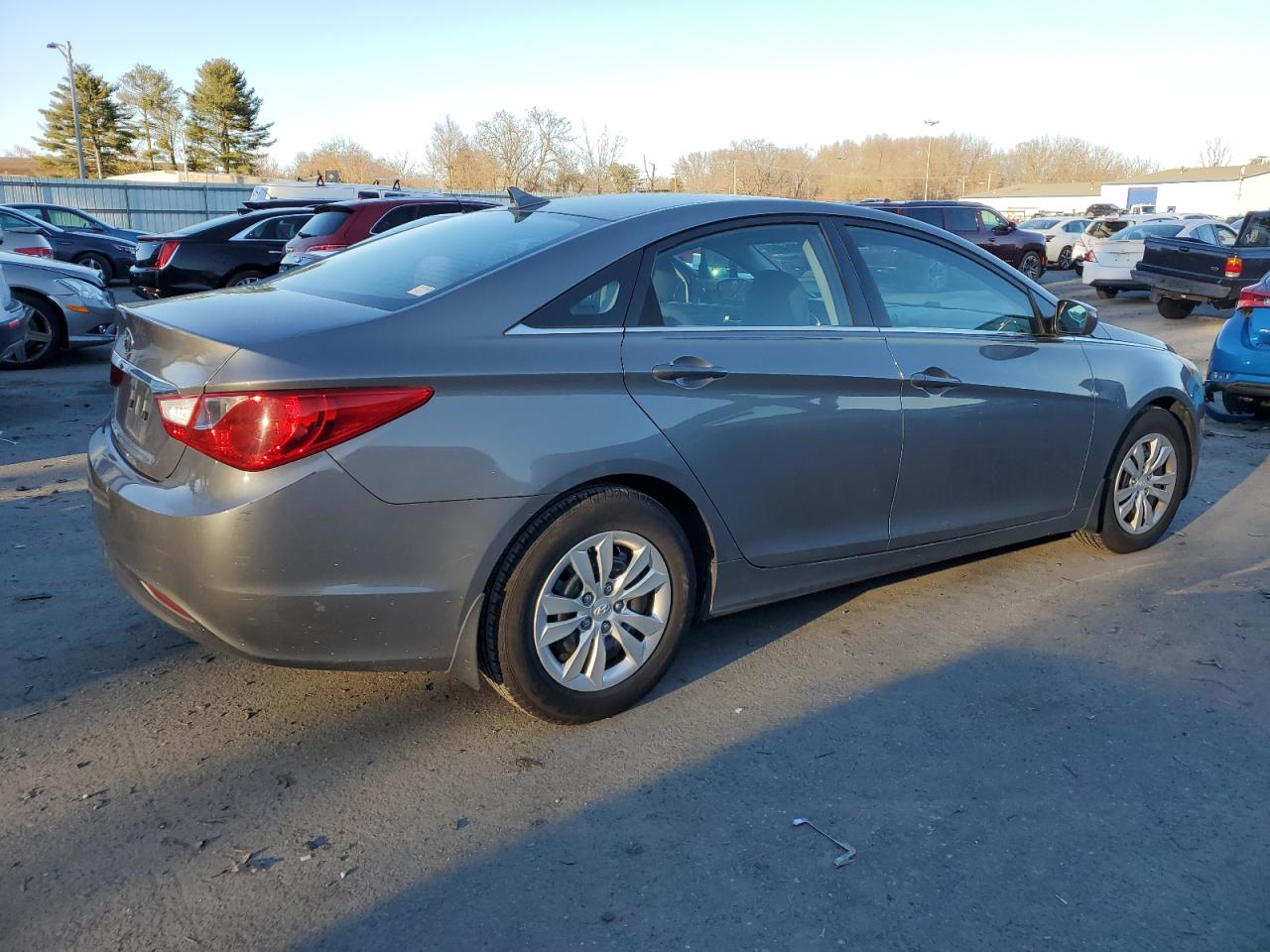 Photo 2 VIN: 5NPEB4AC0BH108043 - HYUNDAI SONATA 