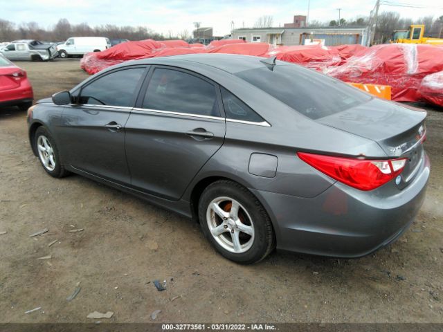 Photo 2 VIN: 5NPEB4AC0BH119897 - HYUNDAI SONATA 