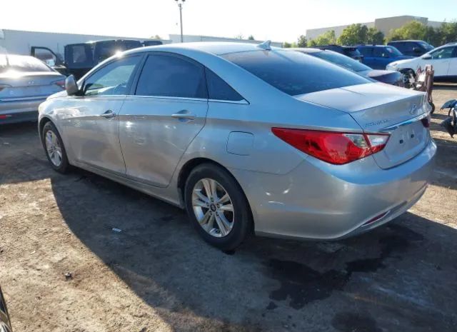 Photo 2 VIN: 5NPEB4AC0BH142726 - HYUNDAI SONATA 