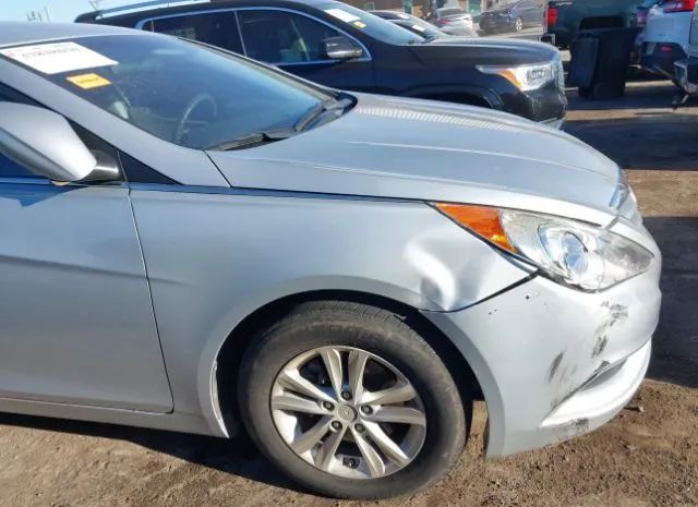 Photo 5 VIN: 5NPEB4AC0BH142726 - HYUNDAI SONATA 