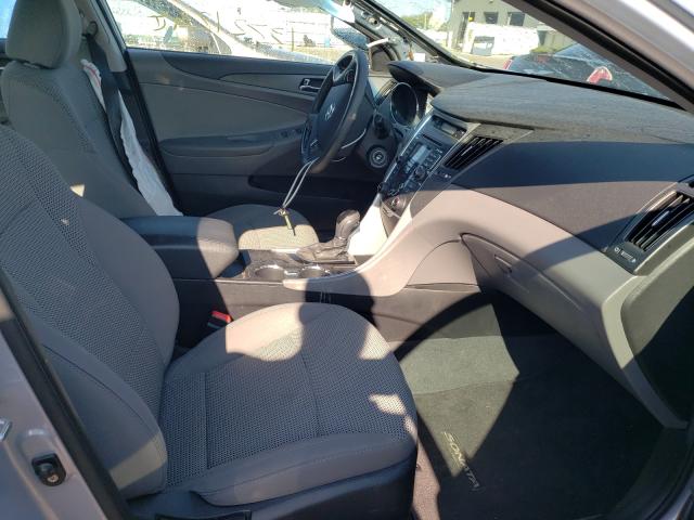 Photo 4 VIN: 5NPEB4AC0BH153659 - HYUNDAI SONATA GLS 