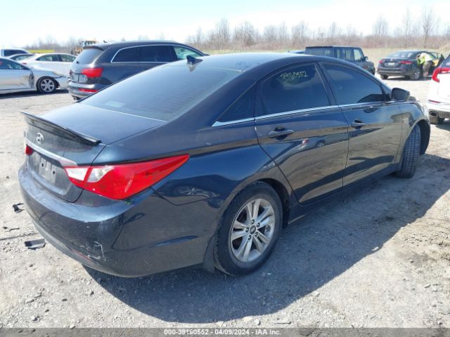 Photo 3 VIN: 5NPEB4AC0BH172129 - HYUNDAI SONATA 