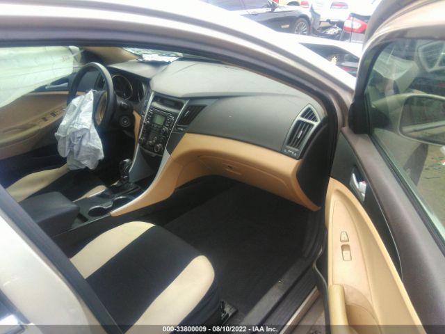 Photo 4 VIN: 5NPEB4AC0BH173197 - HYUNDAI SONATA 