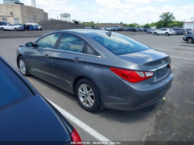 Photo 2 VIN: 5NPEB4AC0BH180599 - HYUNDAI SONATA 