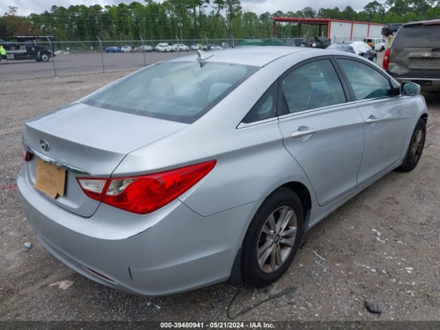 Photo 3 VIN: 5NPEB4AC0BH184376 - HYUNDAI SONATA 