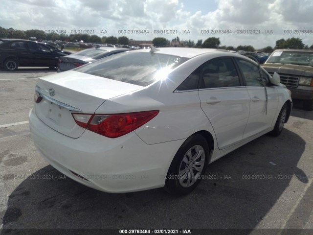 Photo 3 VIN: 5NPEB4AC0BH227226 - HYUNDAI SONATA 