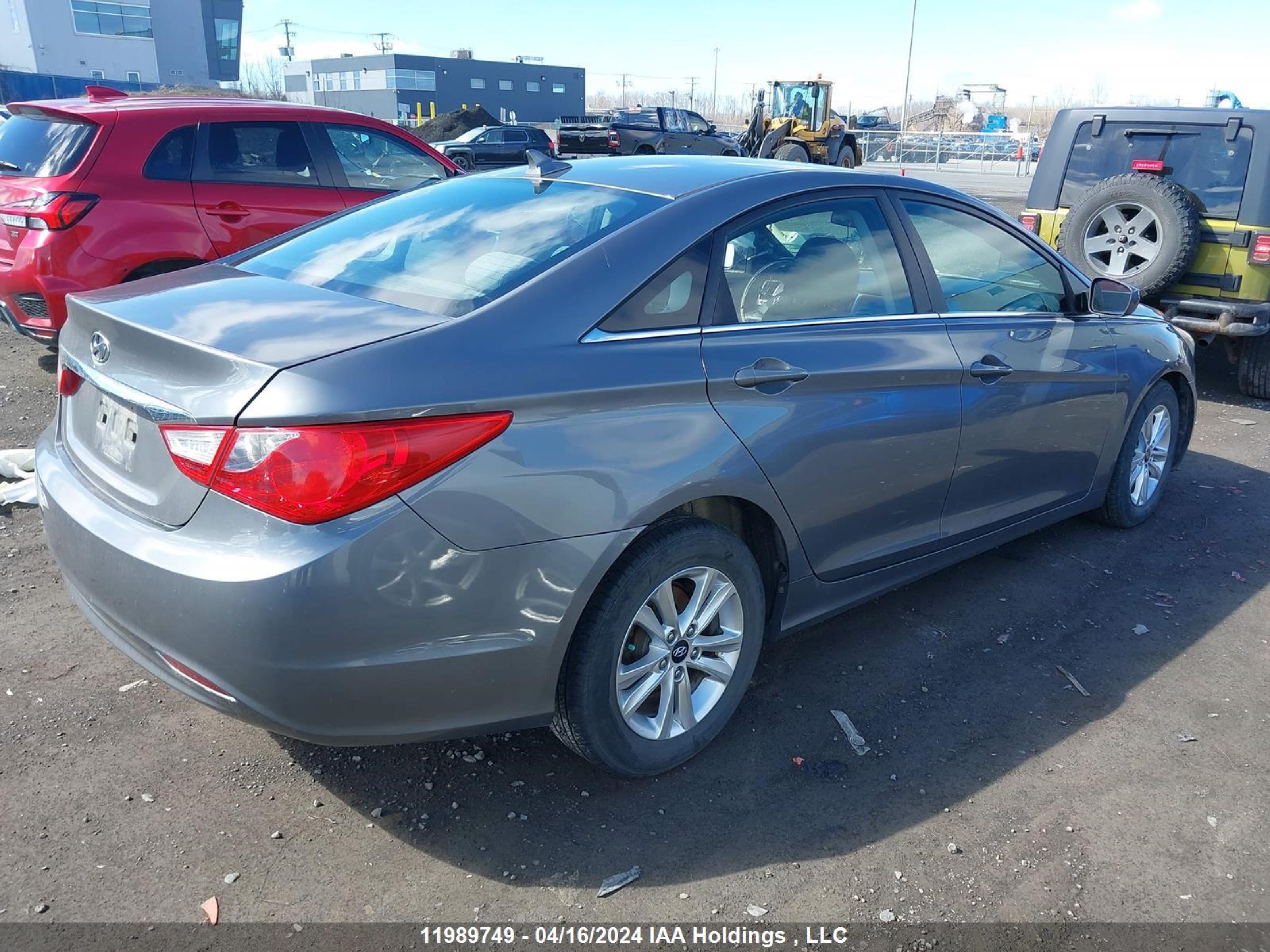 Photo 3 VIN: 5NPEB4AC0BH259819 - HYUNDAI SONATA 